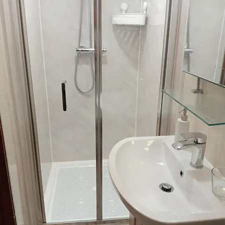 Vakantiehuis Larch Ruston With Hot Tub, Dogs Go Free Scarborough