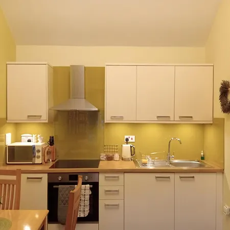 Vakantiehuis Larch Ruston With Hot Tub, Dogs Go Free *