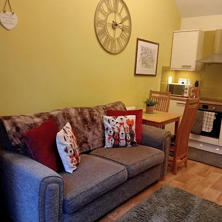 Casa de Férias Larch Ruston With Hot Tub, Dogs Go Free Scarborough