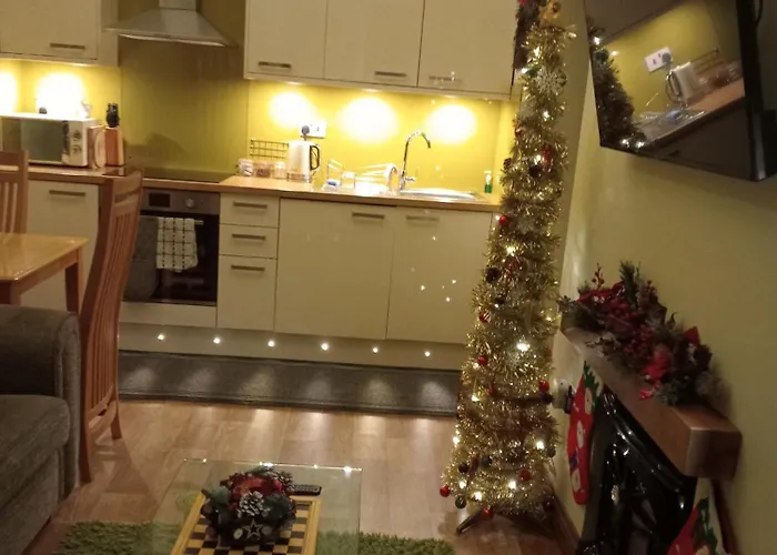 Larch Ruston With Hot Tub, Dogs Go Free * 斯卡伯勒