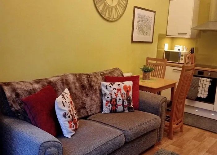 別荘 Larch Ruston With Hot Tub, Dogs Go Free スカーバラ