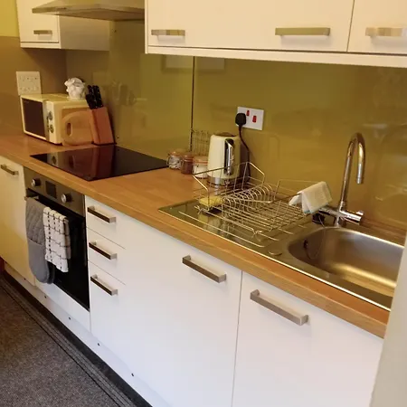 Larch Ruston With Hot Tub, Dogs Go Free Hébergement de vacances *