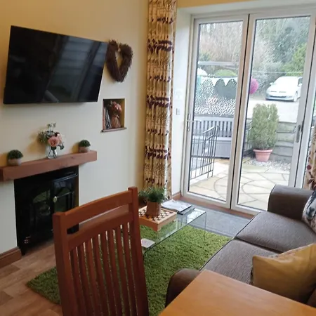 Hébergement de vacances Larch Ruston With Hot Tub, Dogs Go Free