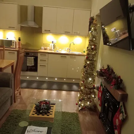 Larch Ruston With Hot Tub, Dogs Go Free * Scarborough